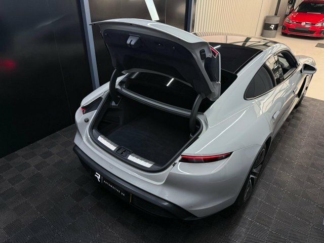 Porsche Taycan Taycan 4S Cross Turismo Grey #69