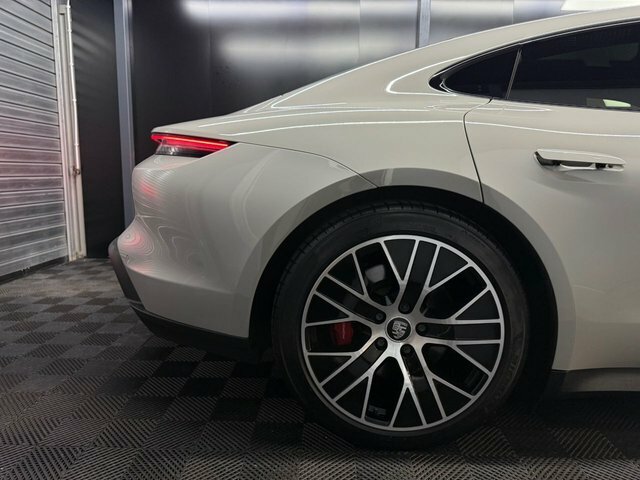 Porsche Taycan Taycan 4S Cross Turismo Grey #19