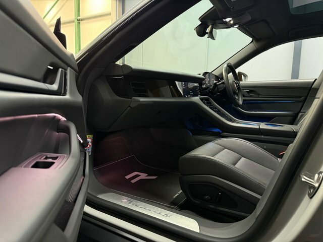 Porsche Taycan Taycan 4S Cross Turismo Grey #62