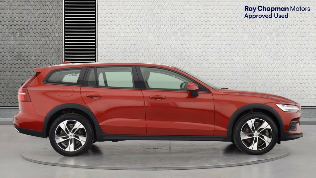Volvo V60 Cross Country B5 P Awd Park Camera, Heated Seats, Keyless Dri #3