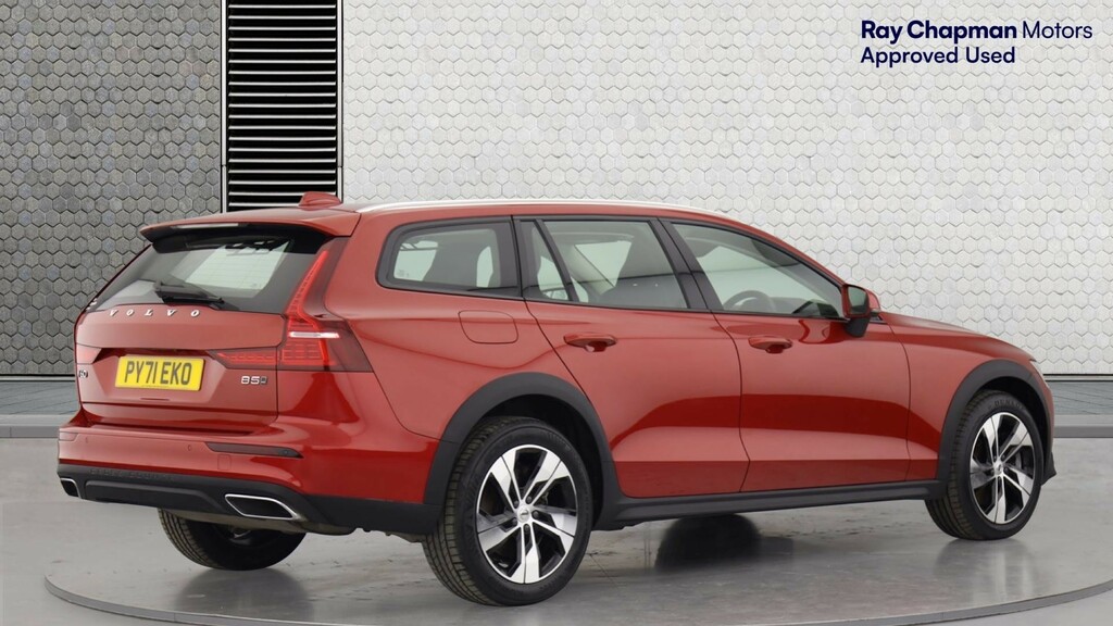 Volvo V60 Cross Country B5 P Awd Park Camera, Heated Seats, Keyless Dri #2