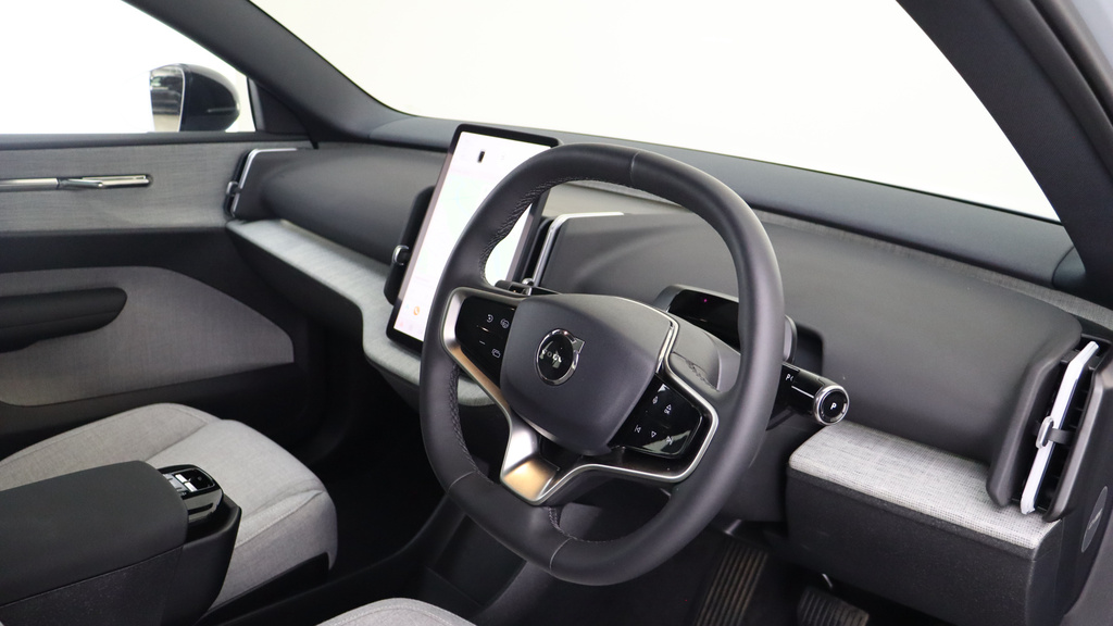 Volvo EX30 Twin Motor Performance Ultra Sunroof, Harmankard #3