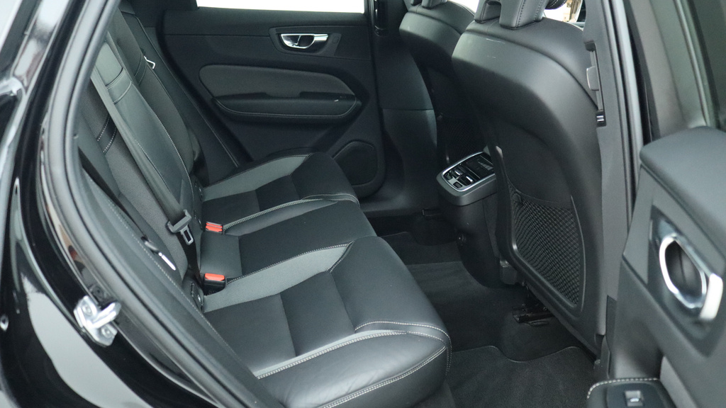 Volvo XC60 B4 D Awd R-design Lounge Pack, Driver Assist Pa #6