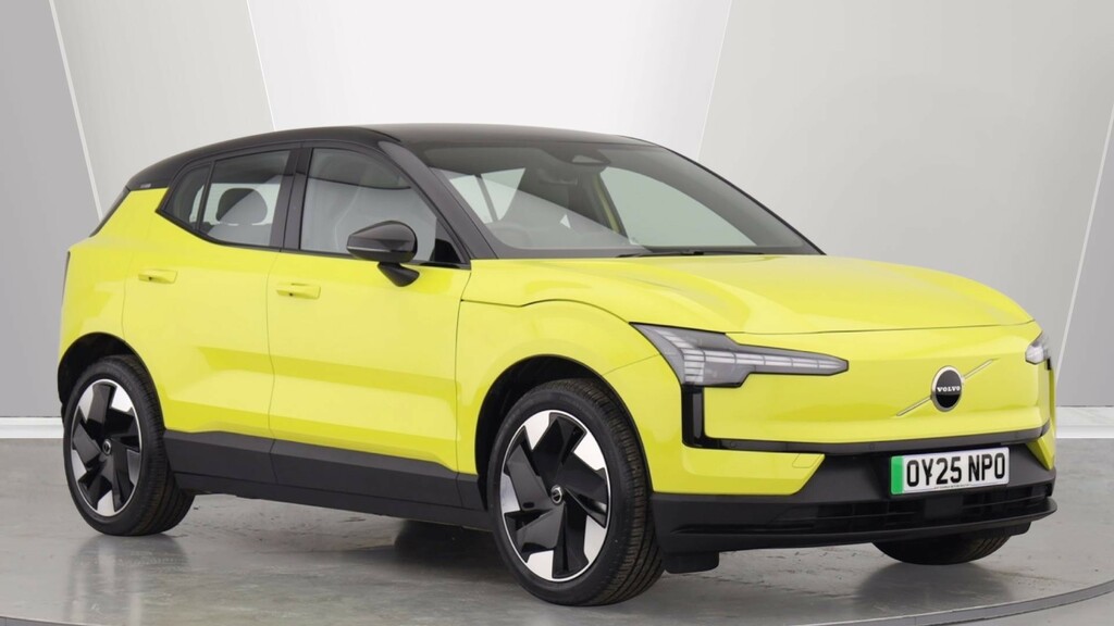 Volvo EX30 Twin Motor Performance Plus Harmankardon Sound,