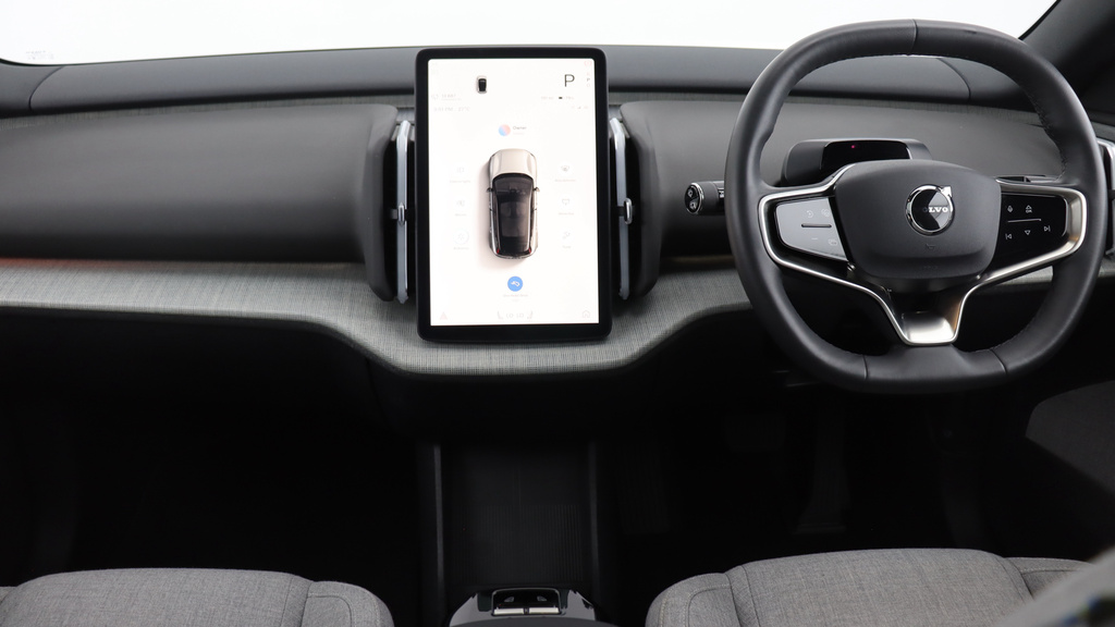 Volvo EX30 Single Motor Extended Range Ultra Sunroof, Harman #5