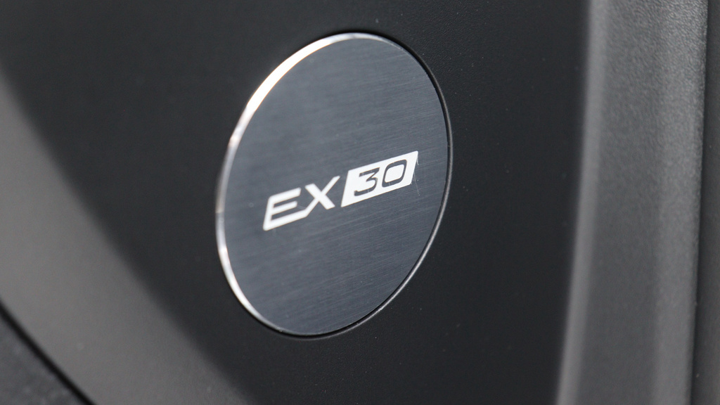 Volvo EX30 Ultra, Twin Motor Performance, Recall C Blue #27