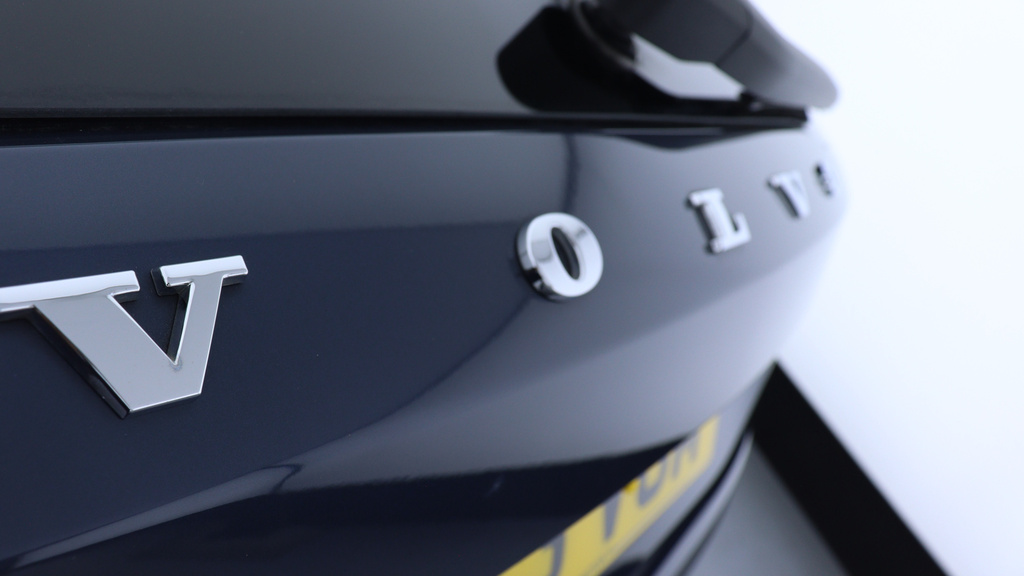 Volvo V90 Ultimate, B5 Mild Hybrid, Dark Lane Keeping-panor Silver #14