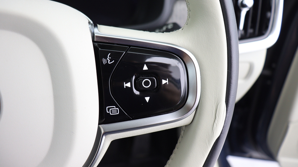Volvo V90 Ultimate, B5 Mild Hybrid, Dark Lane Keeping-panor Silver #22