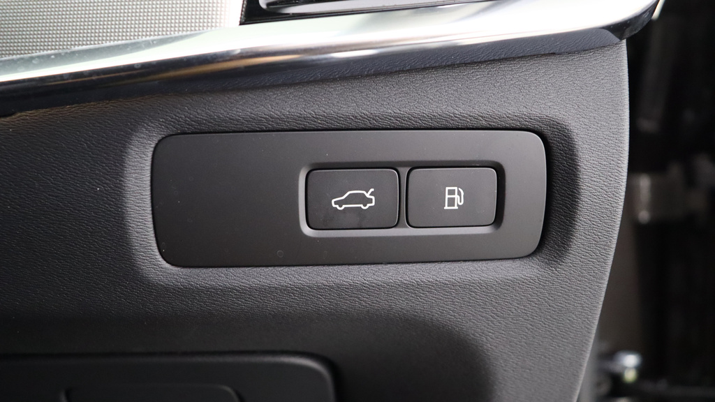 Volvo V90 Plus, T6 Awd Plug-in Hybrid, Dark Blue #41