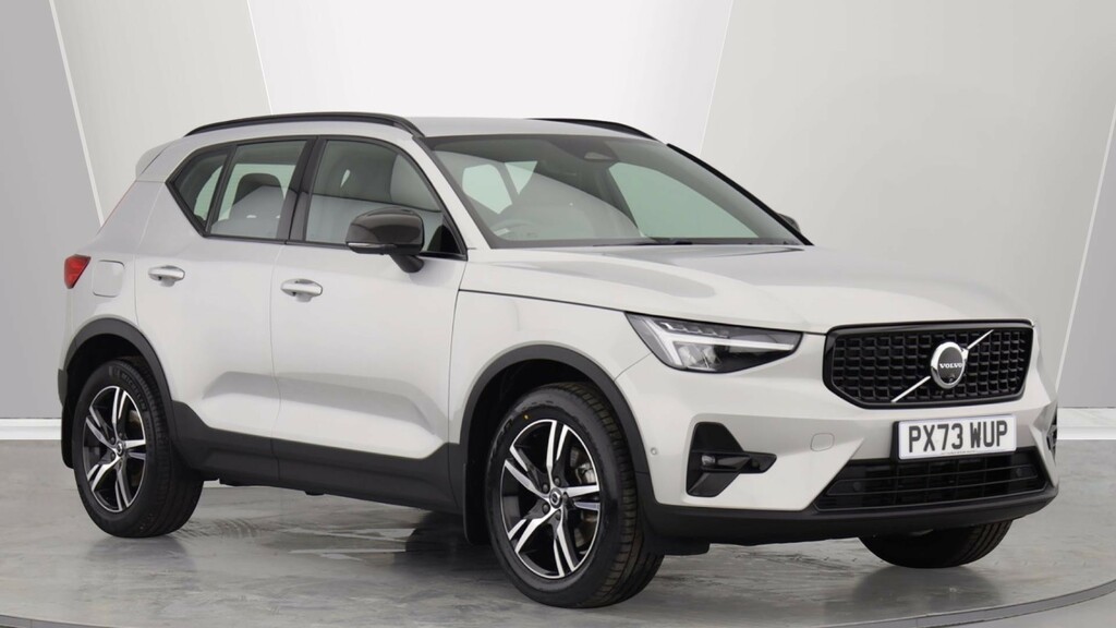 Volvo XC40 B3 P Plus Dark Low Tax, Park Camera, Heated Sea