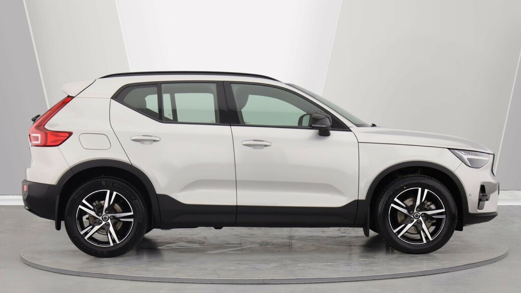 Volvo XC40 B3 P Plus Dark Low Tax, Park Camera, Heated Sea #3