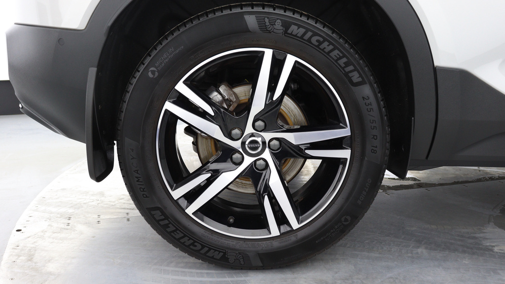 Volvo XC40 1.5H T4 Recharge 10.7Kwh Plus Euro 6 Ss Silver #9