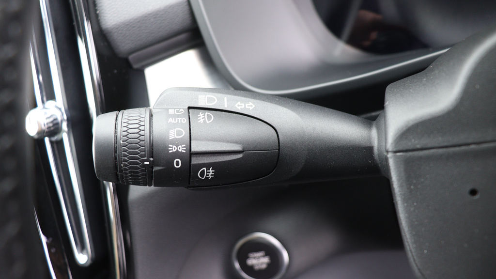 Volvo XC40 1.5H T4 Recharge 10.7Kwh Plus Euro 6 Ss Silver #20