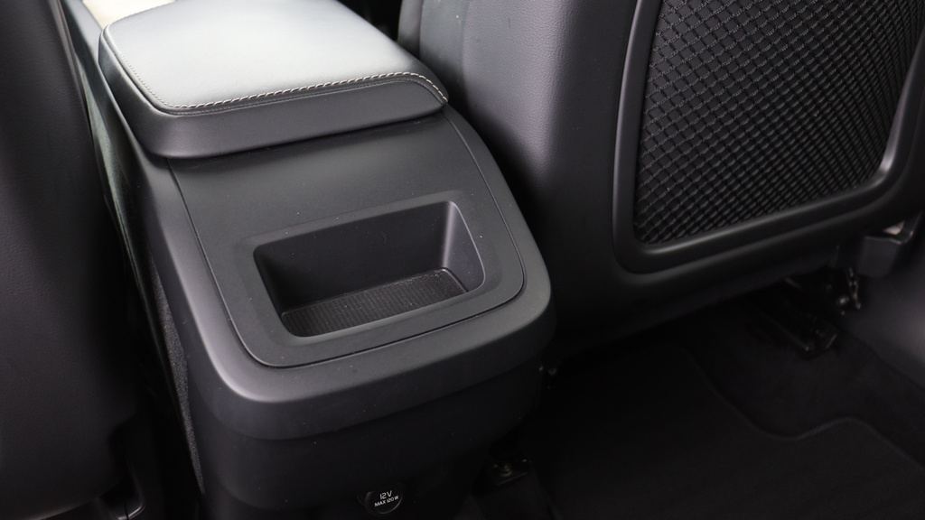 Volvo XC60 T4 Edition Sunroof, Rear Camera, T4 Edition Grey #47