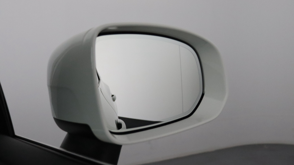 Volvo XC60 T4 Edition Sunroof, Rear Camera, T4 Edition Grey #32
