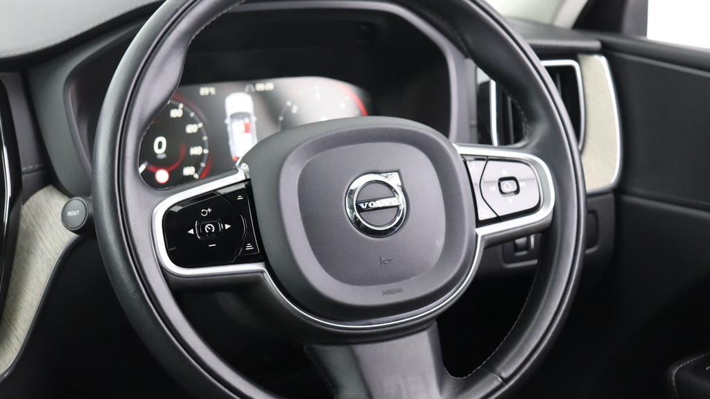 Volvo XC60 T4 Edition Sunroof, Rear Camera, T4 Edition Grey #10