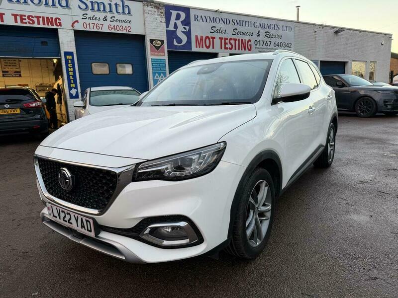 MG HS 1.5 T-gdi Exclusive Dct LV22YAD White #2