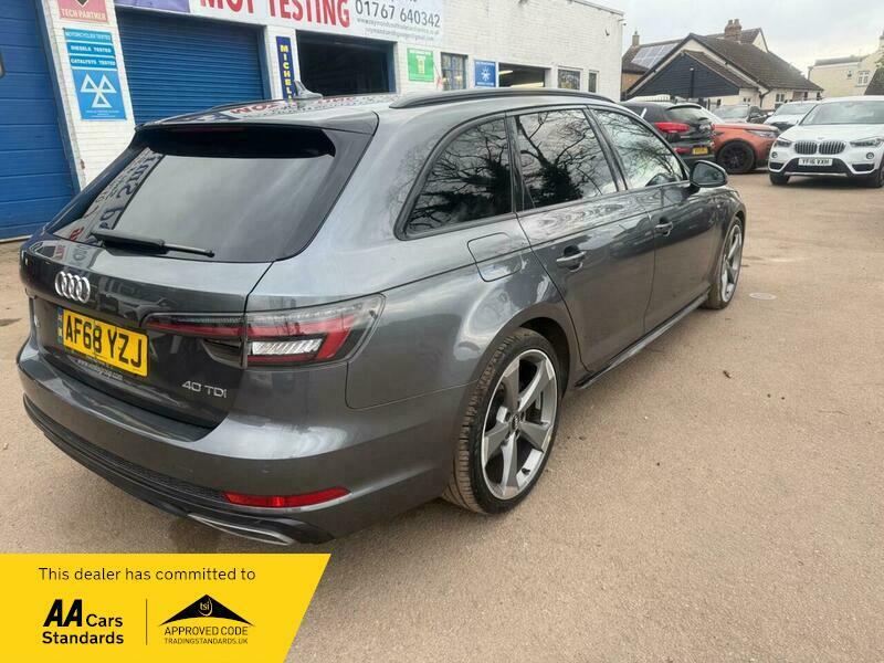 Audi A4 Avant 2.0 Tdi 40 Black Grey #5