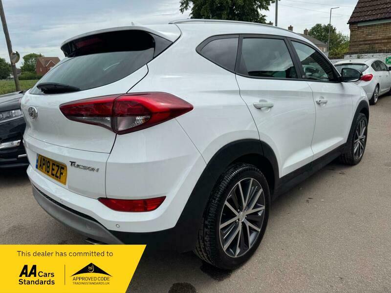 Hyundai Tucson 1.6 T-gdi Go Se White #4