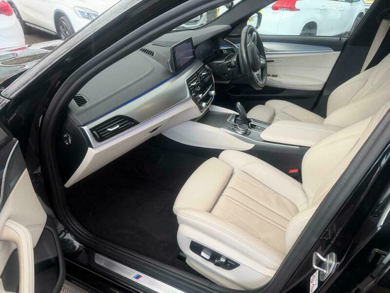 BMW 5 Series 530D Xdrive M Sport Black #28