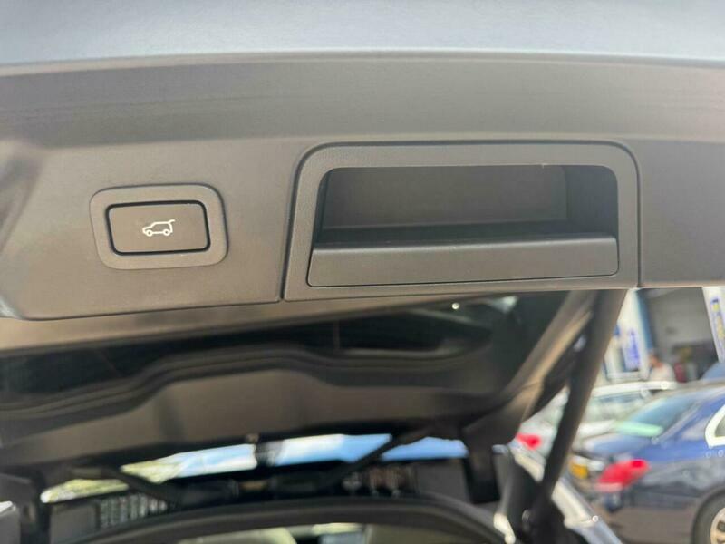 Land Rover Range Rover Velar 2.0 P250 Se Blue #12