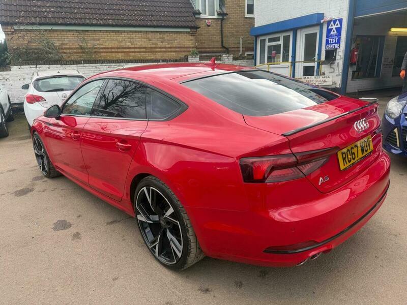 Audi A5 2.0 Tdi Ultra Se Red #4