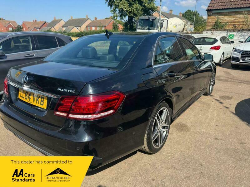 Mercedes-Benz E Class 2.1 E220 Bluetec Amg Black #3