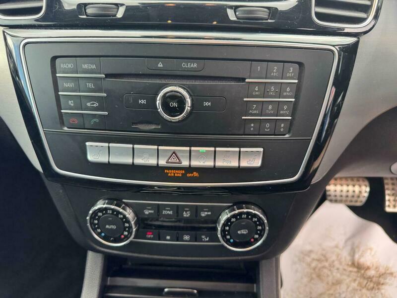 Mercedes-Benz GLE Class Gle 350 D 4Matic Amg Line Premium Grey #24