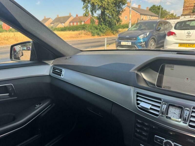 Mercedes-Benz E Class 2.1 E220 Cdi Amg Sport Saloon G-tronic Silver #29