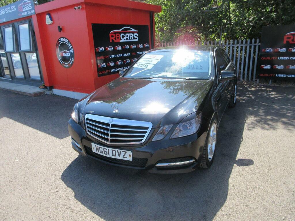 Mercedes-Benz E Class Saloon 2.1 E220 Cdi Blueefficiency Executive Se G- WG61DVZ Black #3