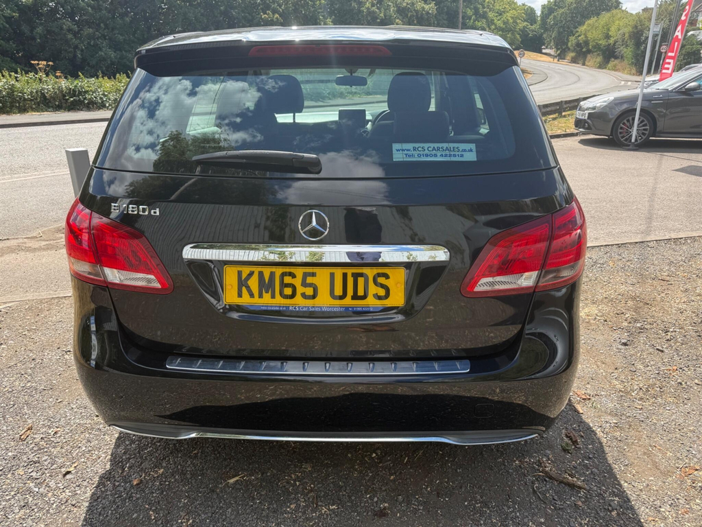 Mercedes-Benz B Class 1.5 B180d Se 7G-dct Euro 6 Ss KM65UDS Black #4
