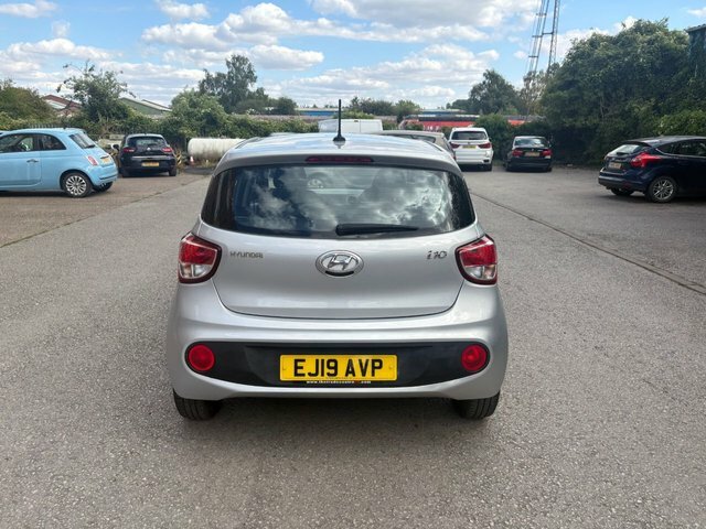 Hyundai I10 Hatchback Grey #3