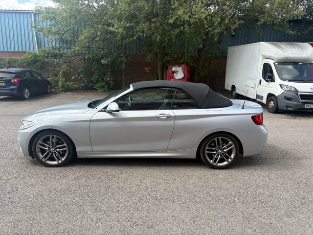 BMW 2 Series Convertible SD17EYF Silver #4