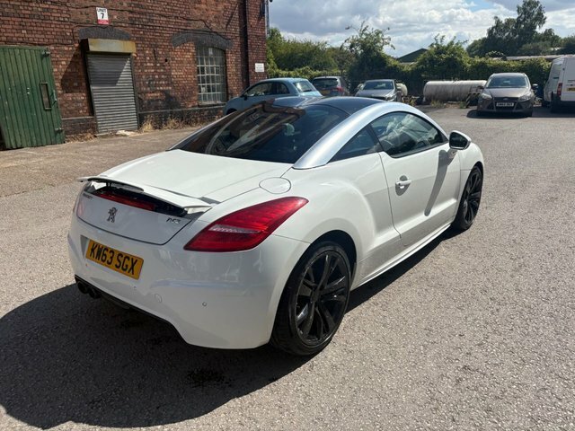 Peugeot RCZ Coupe White #3