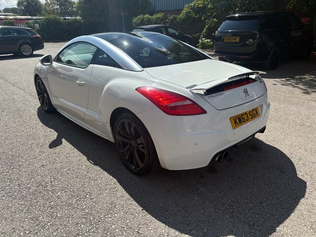 Peugeot RCZ Coupe White #5