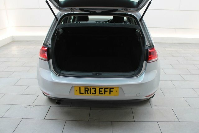 Volkswagen Golf 1.2 Tsi Trent Line - Adaptive Cruise Blue #13
