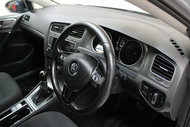 Volkswagen Golf 1.2 Tsi Trent Line - Adaptive Cruise Blue #28