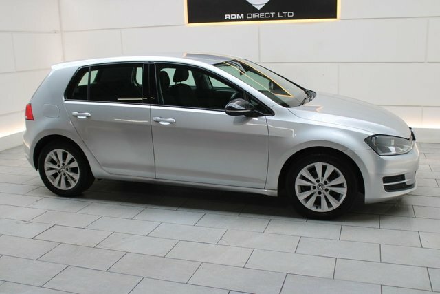 Volkswagen Golf 1.2 Tsi Trent Line - Adaptive Cruise Blue #20