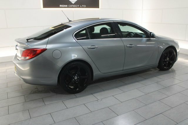 Vauxhall Insignia 1.8 L 1.8 16V Sri Hatchback Euro White #18