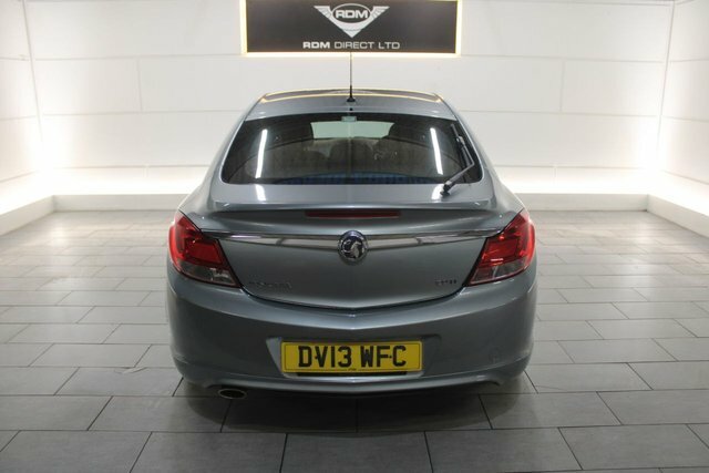 Vauxhall Insignia 1.8 L 1.8 16V Sri Hatchback Euro White #12