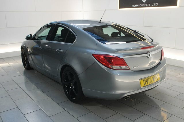 Vauxhall Insignia 1.8 L 1.8 16V Sri Hatchback Euro White #9