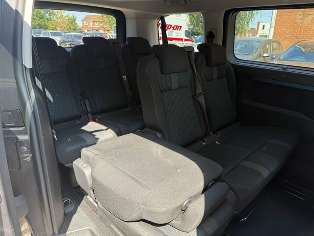 Peugeot Traveller 2.0 Bluehdi 180 Allure Silver #9