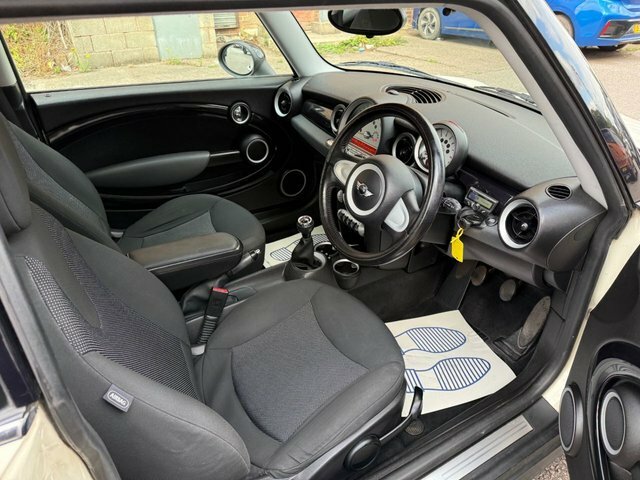 Mini Hatch Hatchback LV58KVZ White #6