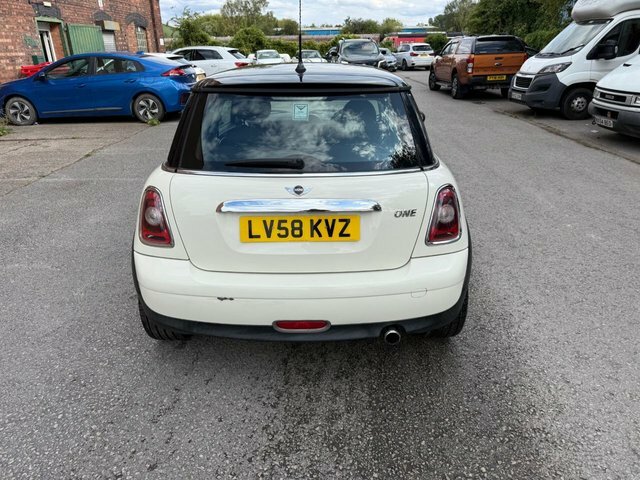 Mini Hatch Hatchback LV58KVZ White #3
