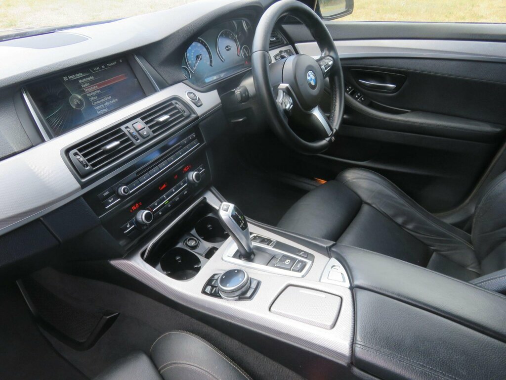 BMW 5 Series 520D M Sport Silver #41