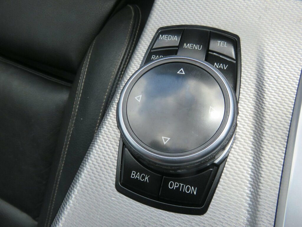 BMW 5 Series 520D M Sport Silver #34