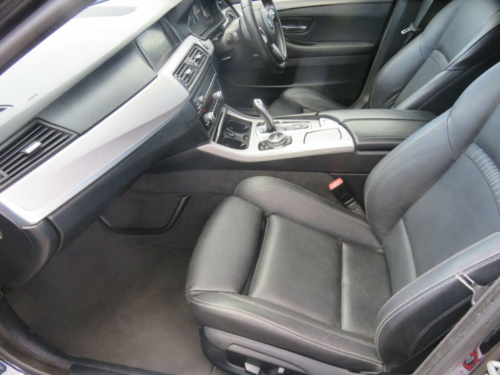 BMW 5 Series 520D M Sport Silver #38