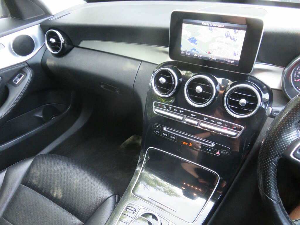Mercedes-Benz C Class 2.1L C250 Bluetec Amg Line Premium 204 Bhp Red #25