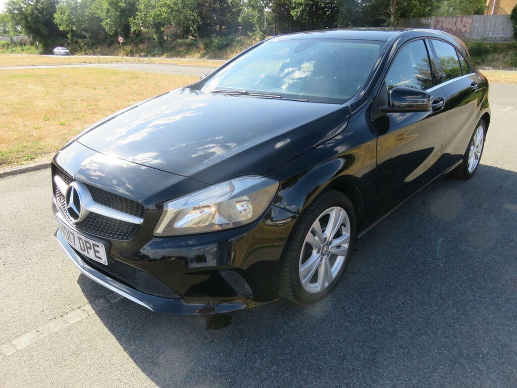 Mercedes-Benz A Class 1.5 A180d Sport 7G-dct Euro 6 Ss WO17DPE Black #3