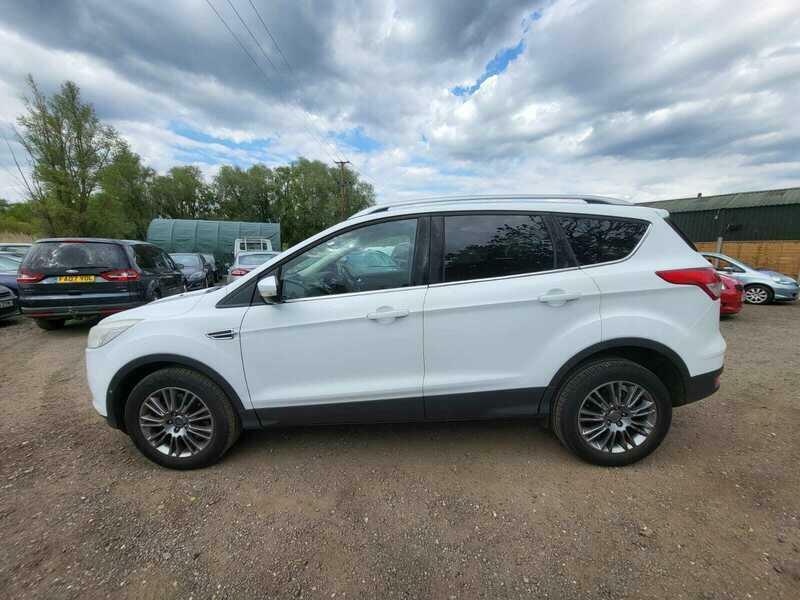 Ford Kuga 2.0 Tdci Titanium 2Wd Euro 5 White #4
